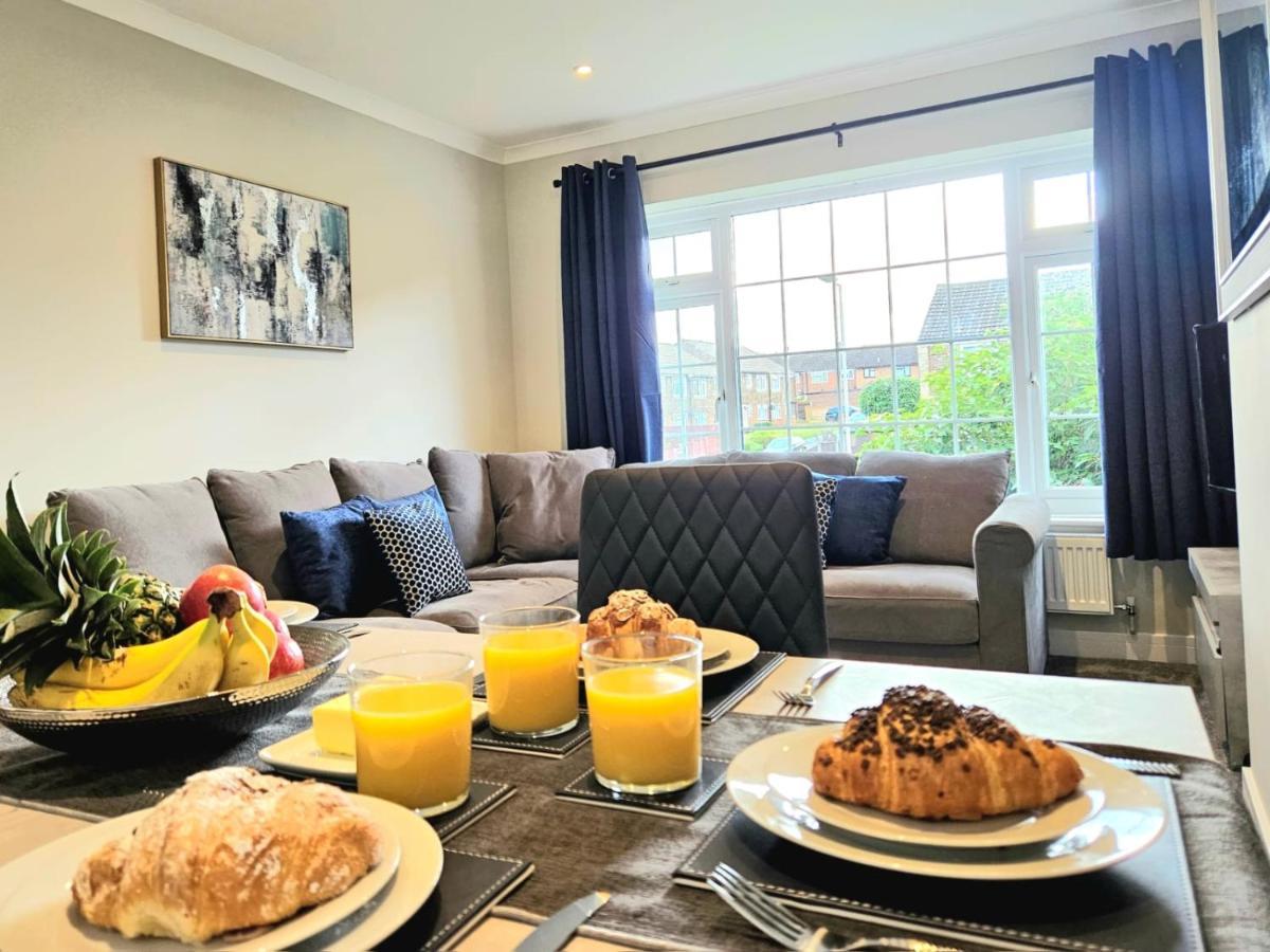 Potter'S Escape-Walking Distance From The Studios! Abbots Langley Экстерьер фото